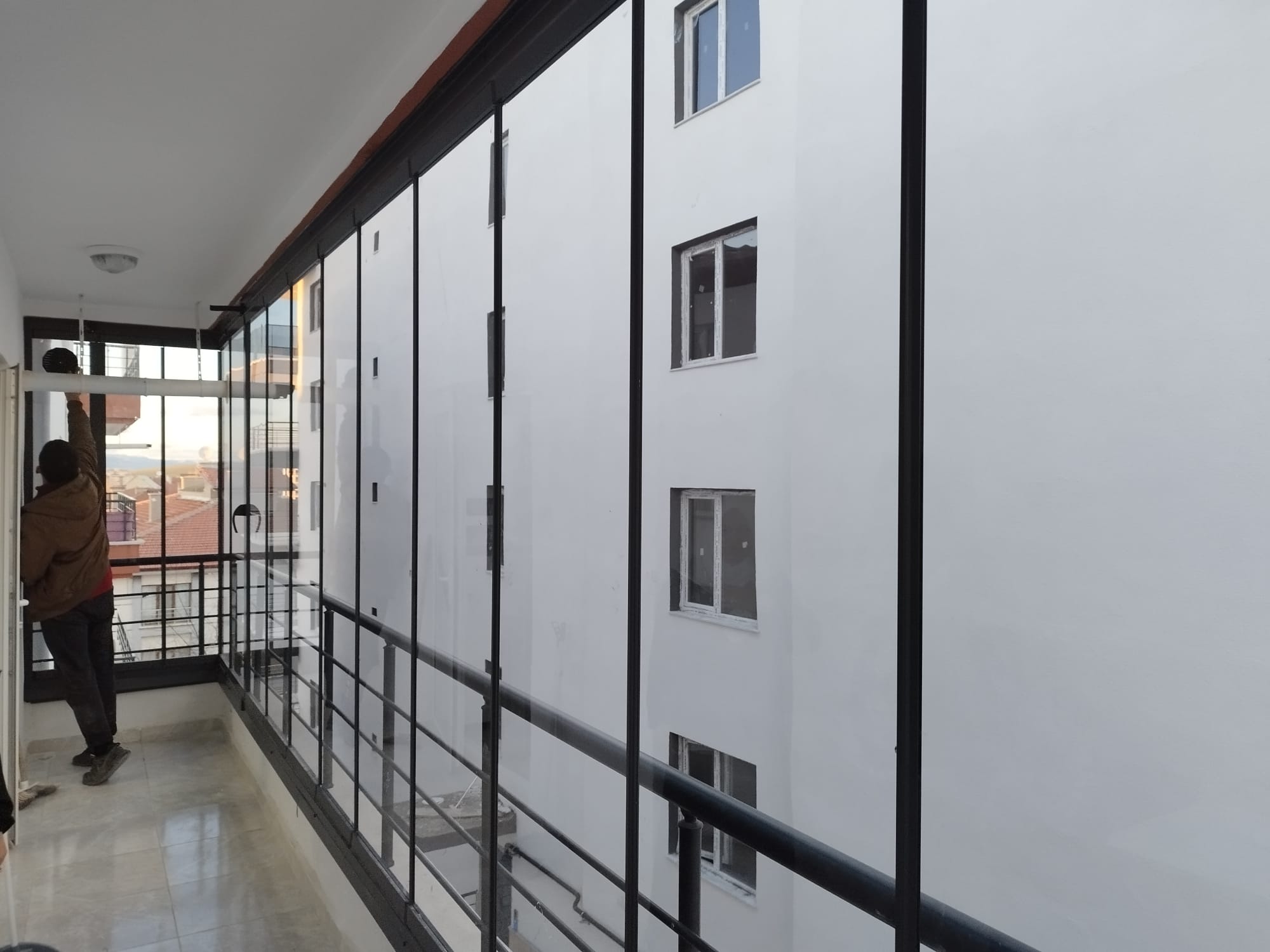 Mova Cam Balkon Sistemleri